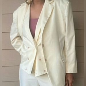 Three-piece women’s suit - blazer, vest and pants - XXL, cream